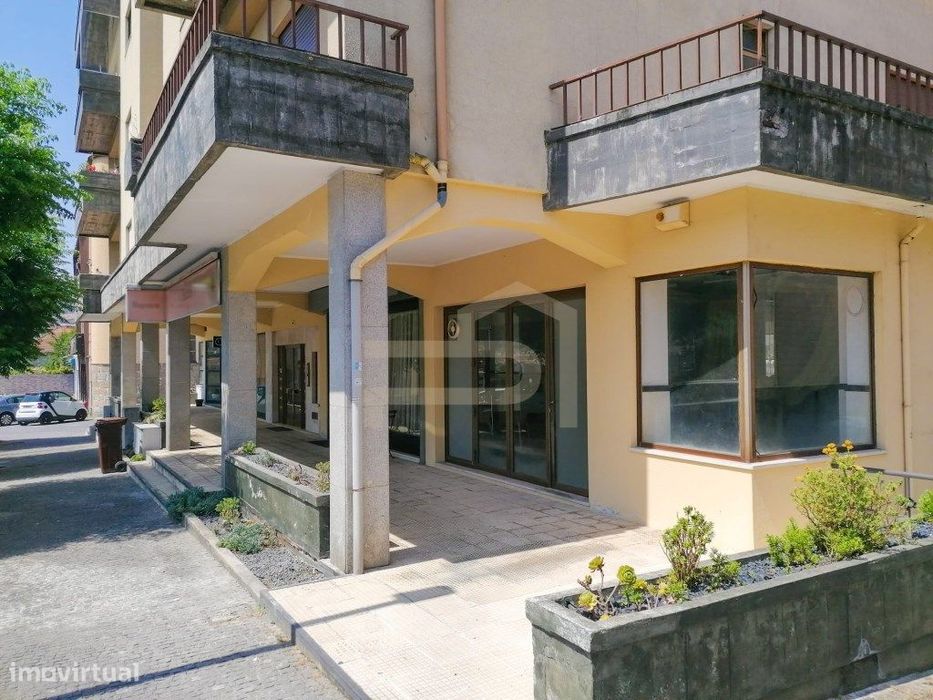 Excelente Loja no Centro da Vila das Aves - Ideal para Comércio ou ...