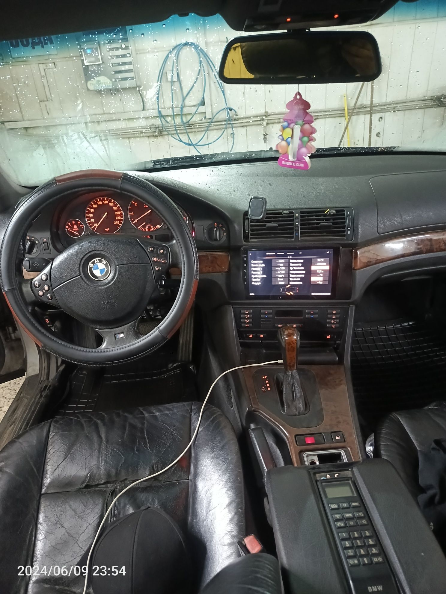 Продам БМВ 530D.