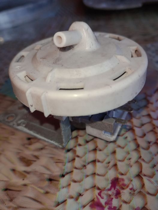 Запчасти для стиральной машини