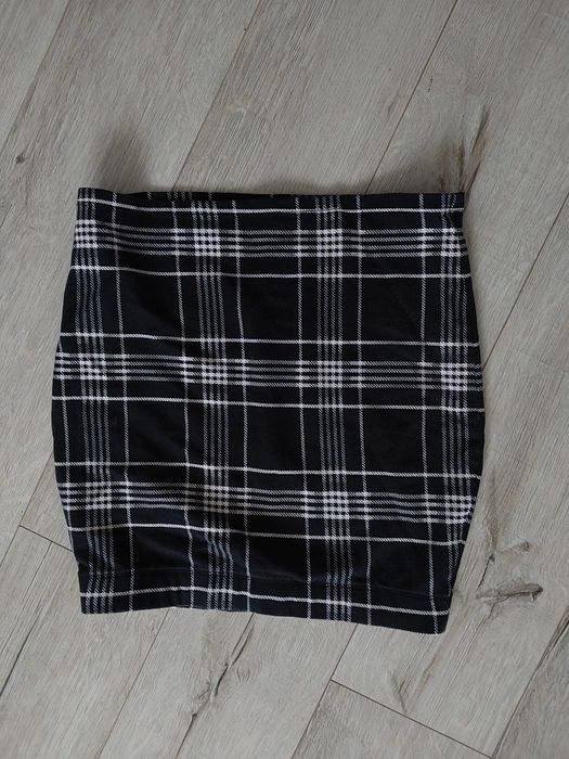 Dopasowana spódniczka mini