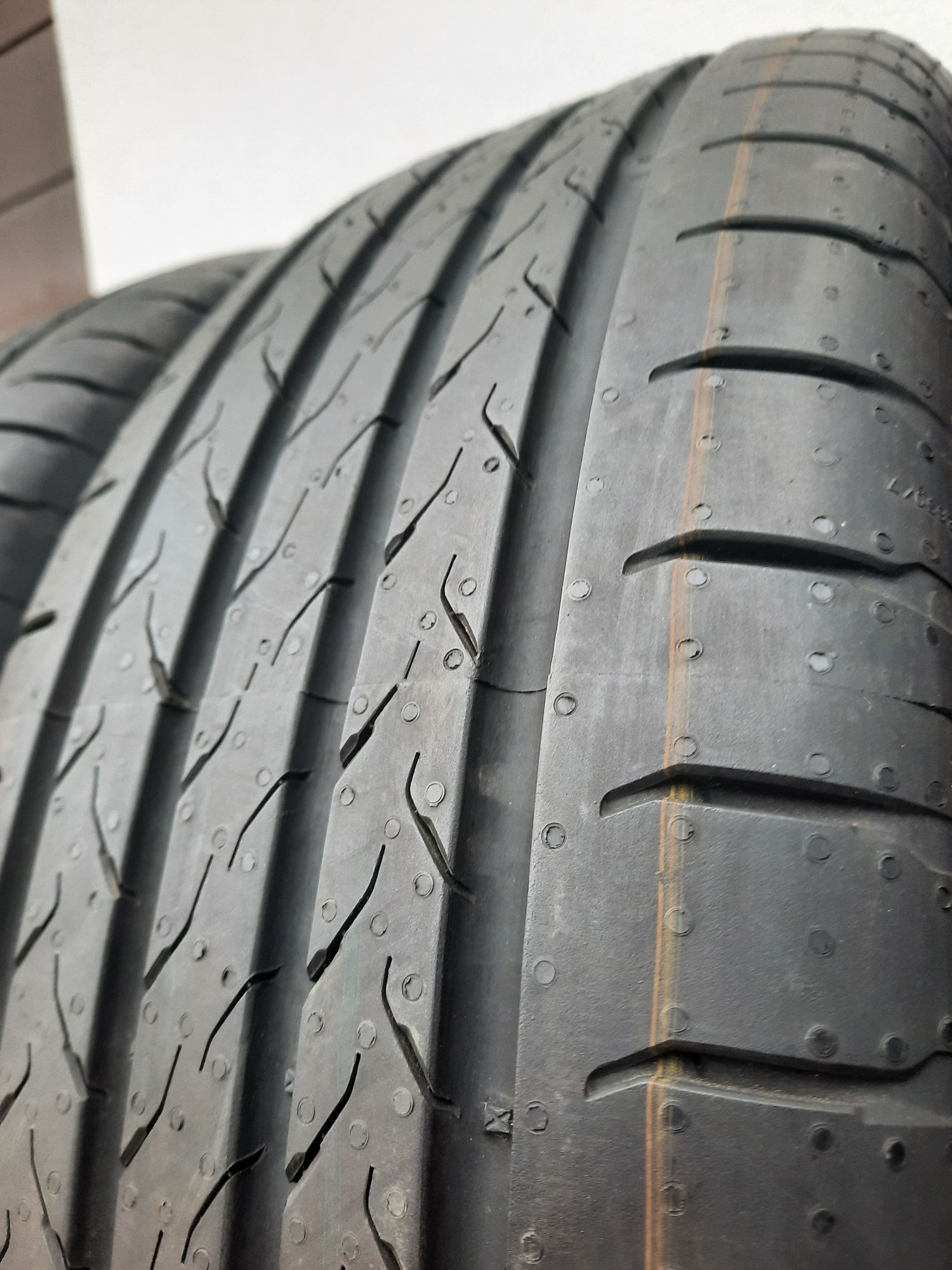 4 nowe opony 215/60 R17 Continental EcoContact 6Q 2022r