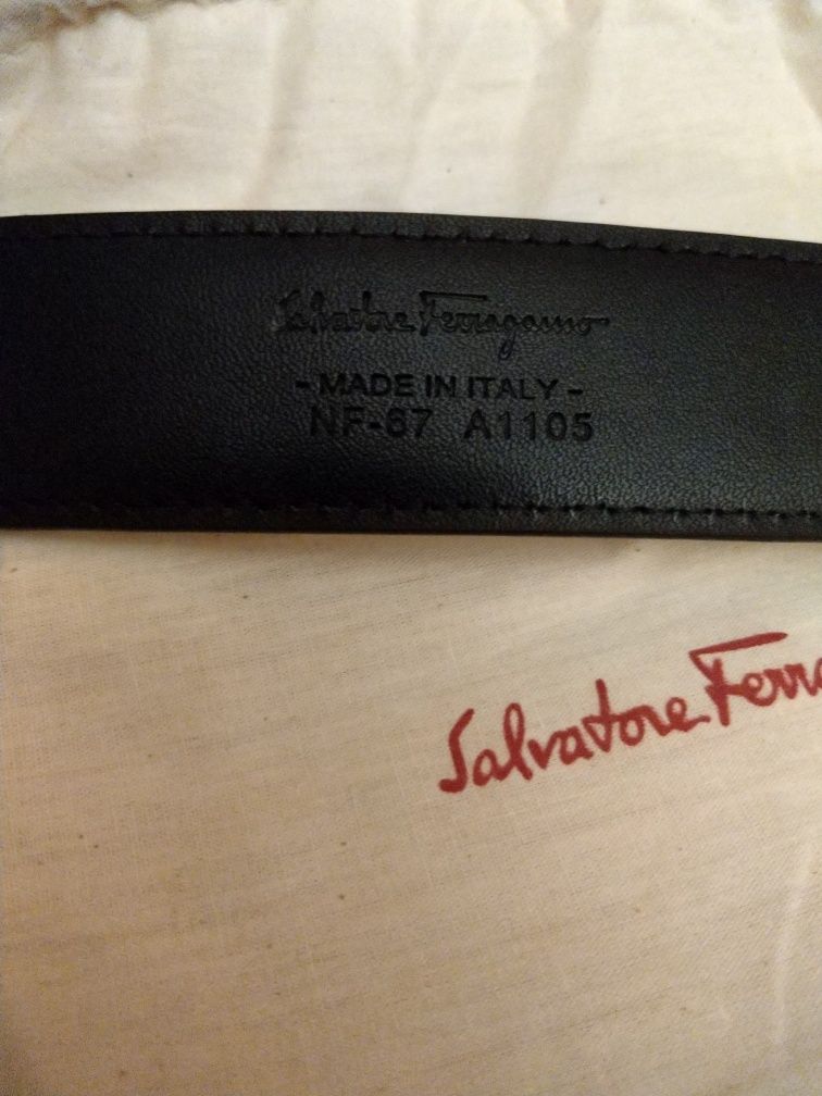Wyprzedaż pasek męski Salvatore Ferragamo.