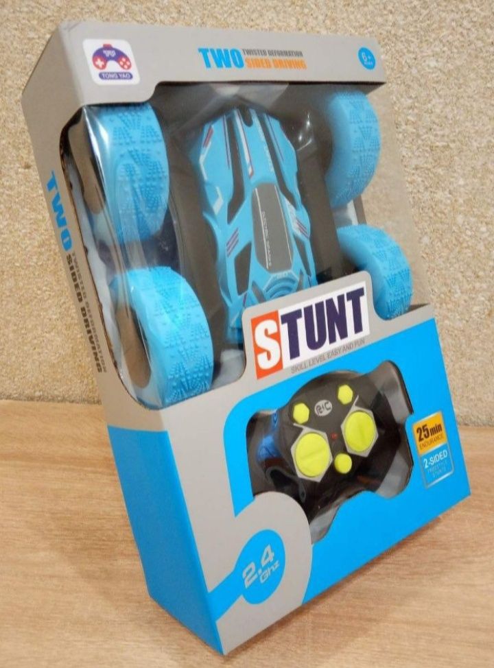 Машинка перевертыш STUNT Car на радиоуправлении трюковая 6+.