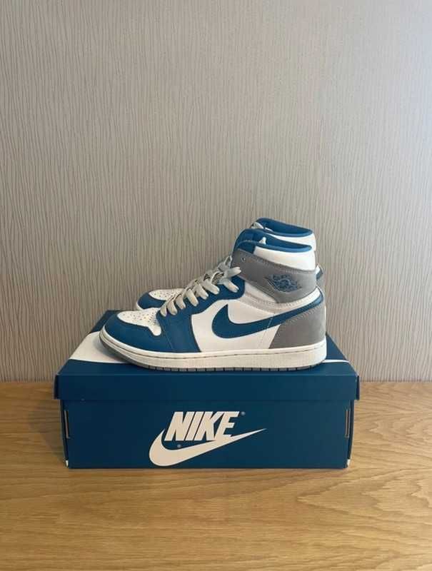 Jordan1RetroHighOGTrueBlue r.38