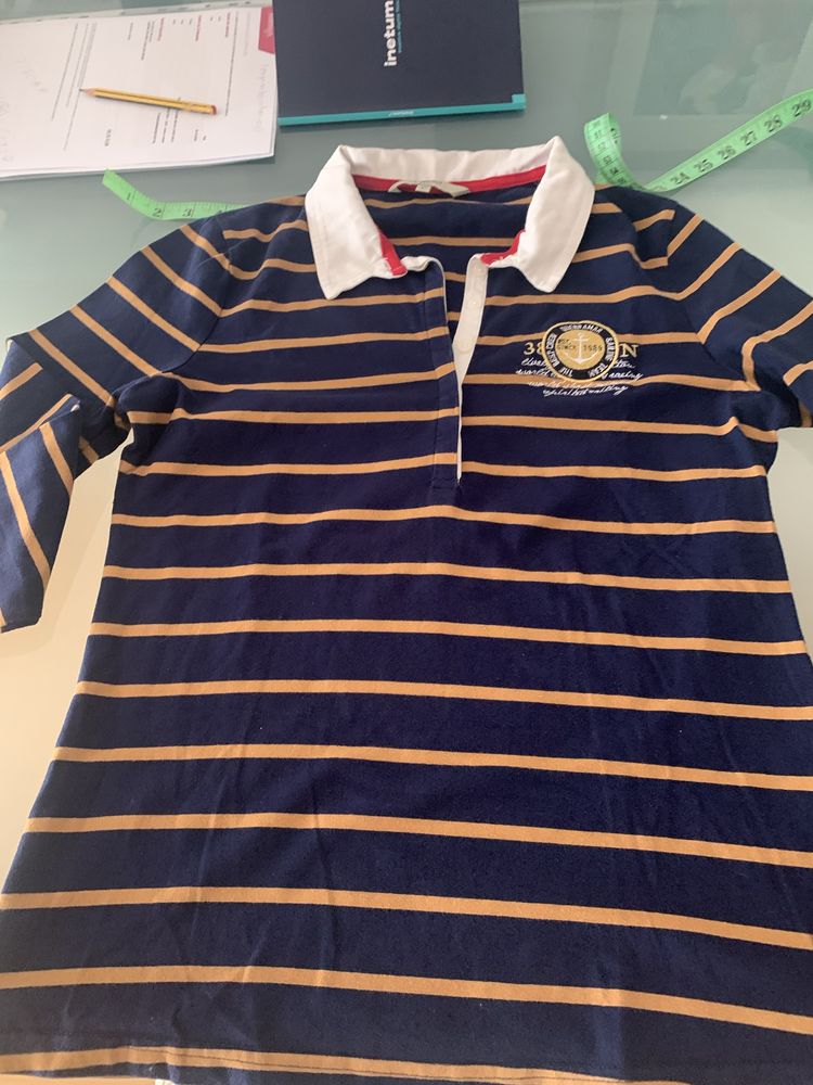 Polo manga comprida . Marca Quebramar