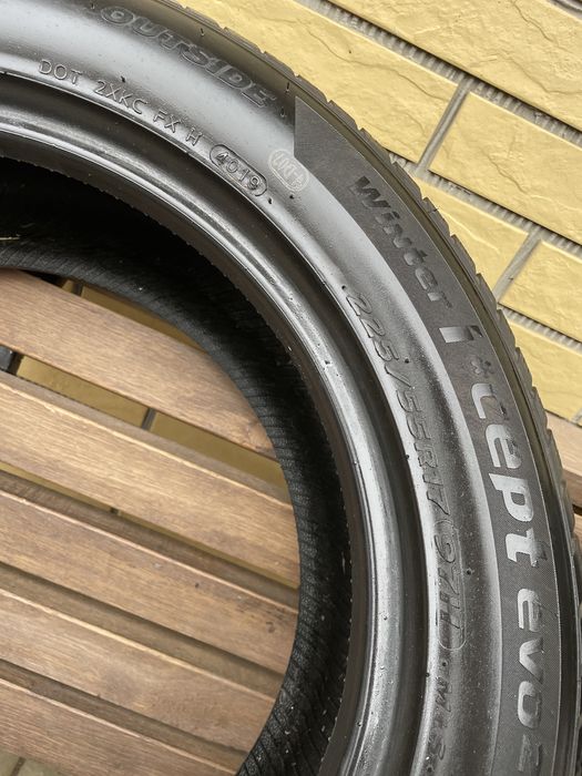 Шини Резина 225.55 R17 Hankook Зима