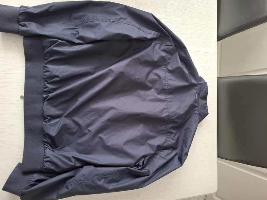 Kurtka męska wiatrówka casual rozmiar M ochnik jak nowa