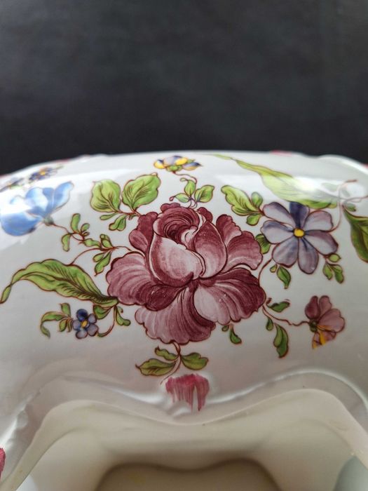 Супница фаянсовая. Франция.