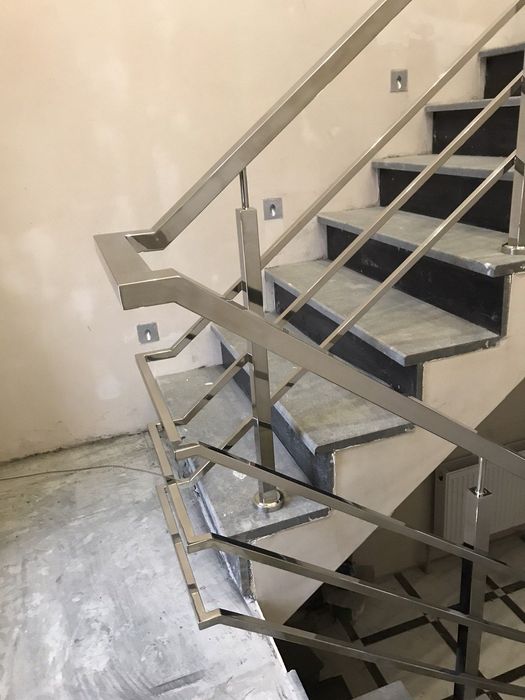 Поручни,перила, ограждения для пандуса из нержавейки в Кировограде