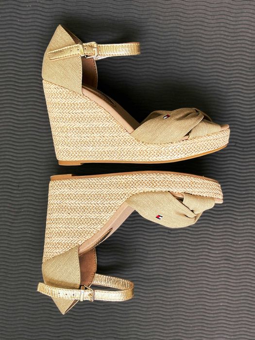 Koturny Tommy Hilfiger Iconic Elena, jak nowe, eleganckie, r. 36