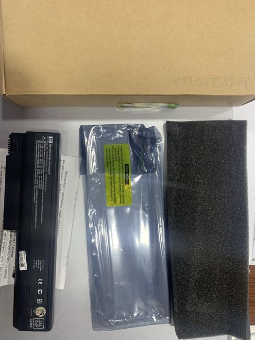 Батарея для ноутбуку