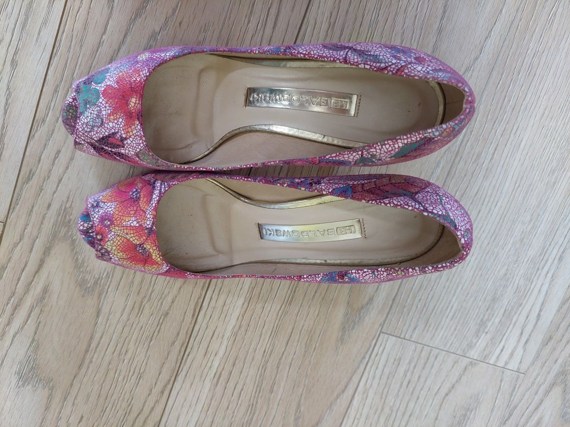 Eleganckie buty Baldowski r. 39