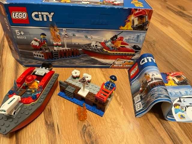 LEGO City 60213 Pożar w dokach