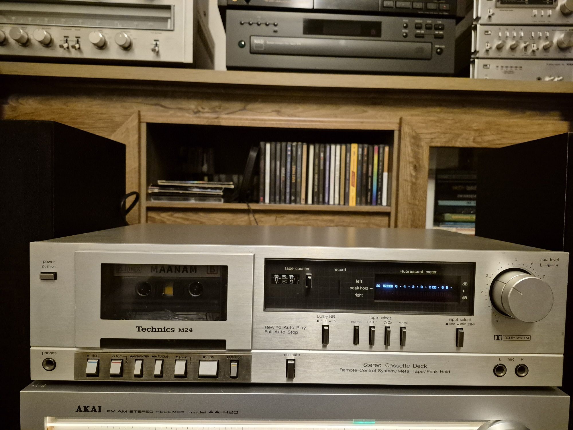 Magnetofon deck Technics M-24