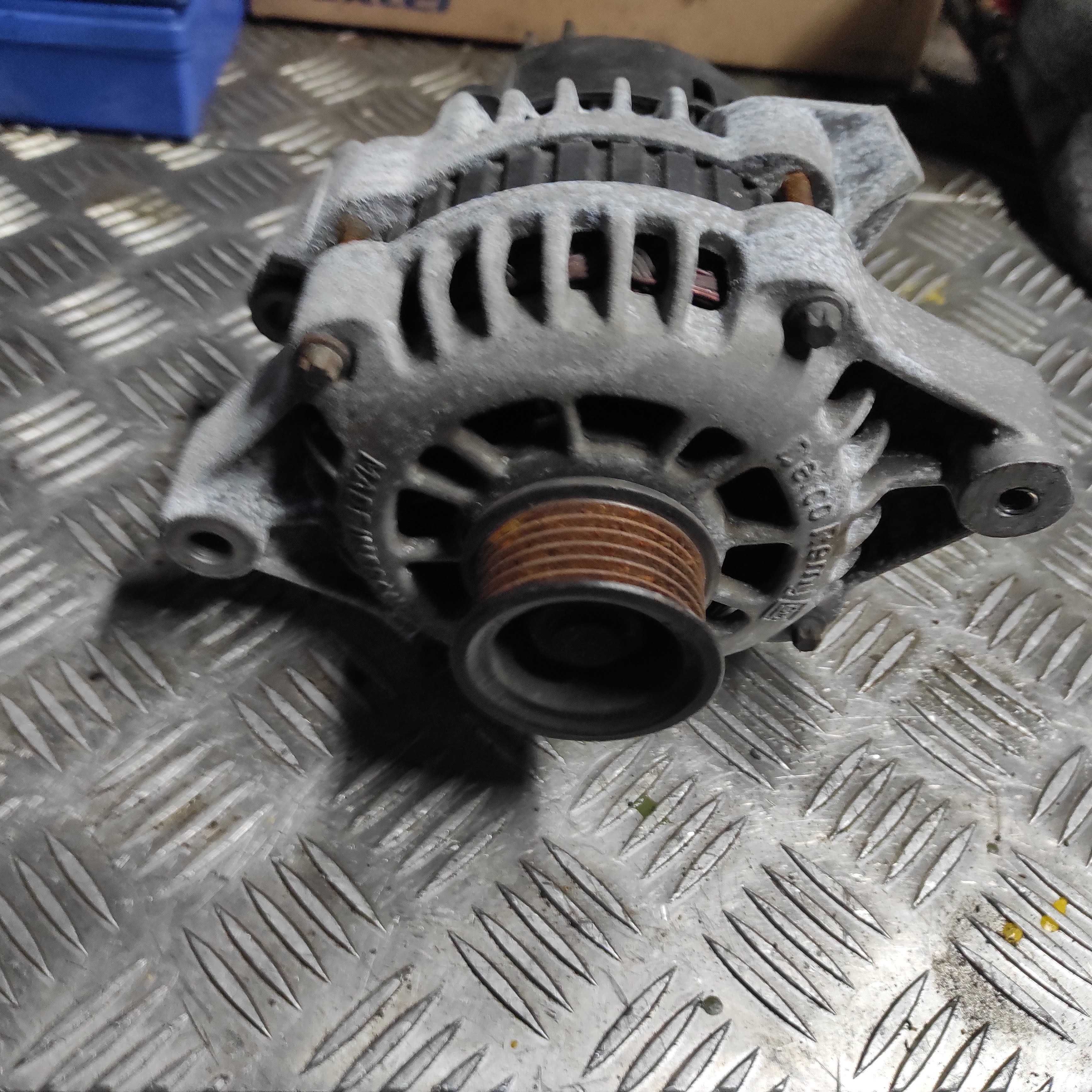 Alternator Opel Vectra B Omega B 1,8  2,0 16 V 098,604,3680