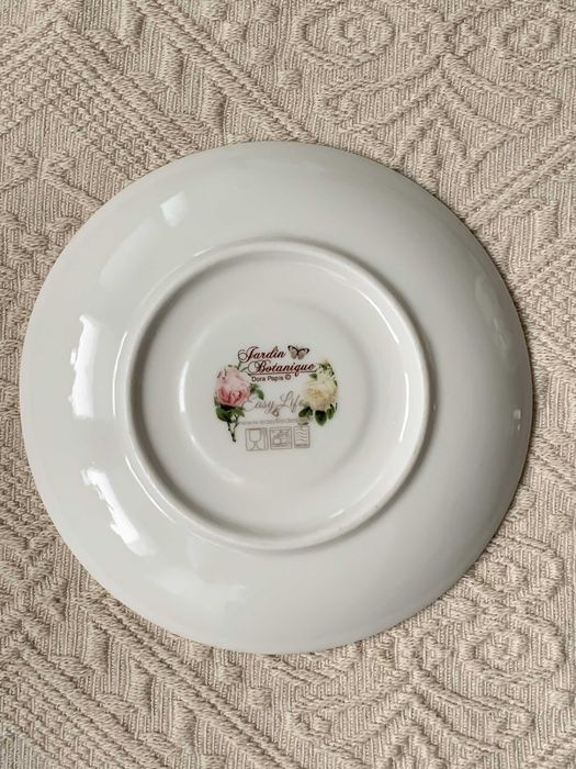 Easy Life filiżanka ze spodkiem róże napisy porcelana 220 ml