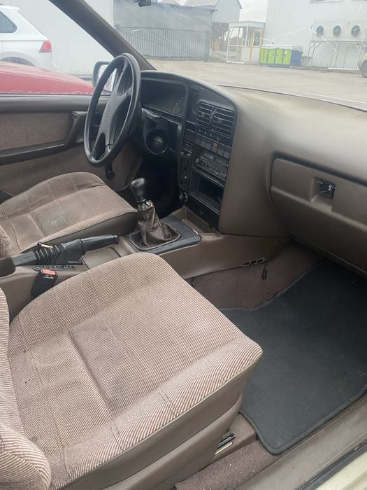 Опель омега 1988року