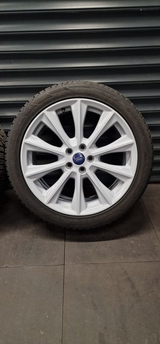 Koła zimowe  Ford Kuga MK2 235/45 R19