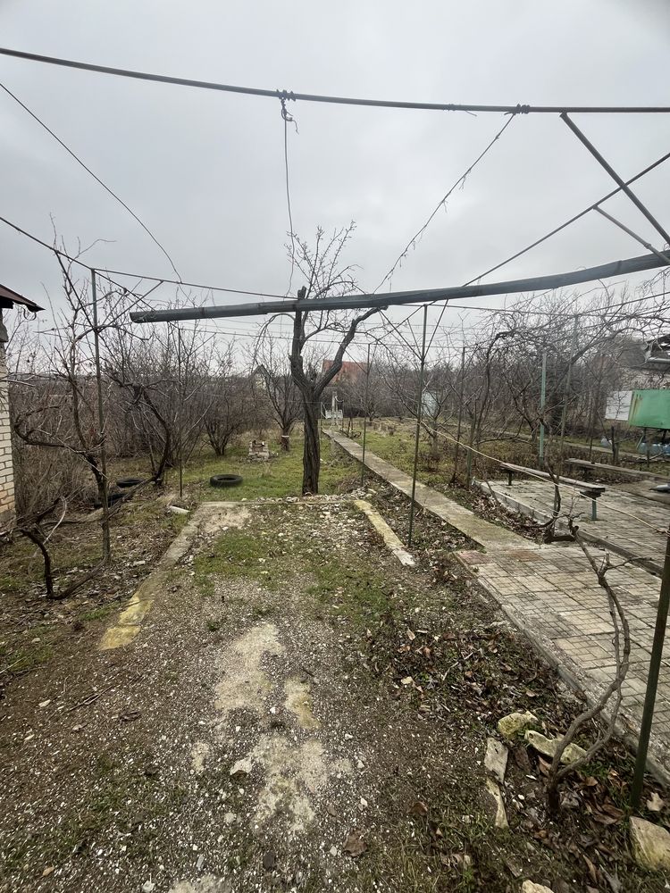 Продам дачу за Варваровкой/Лазурне