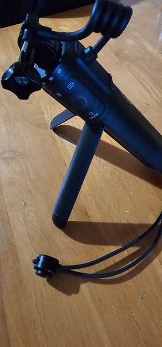 GoPro 11 + Acessórios + Tripé GoPro Volta