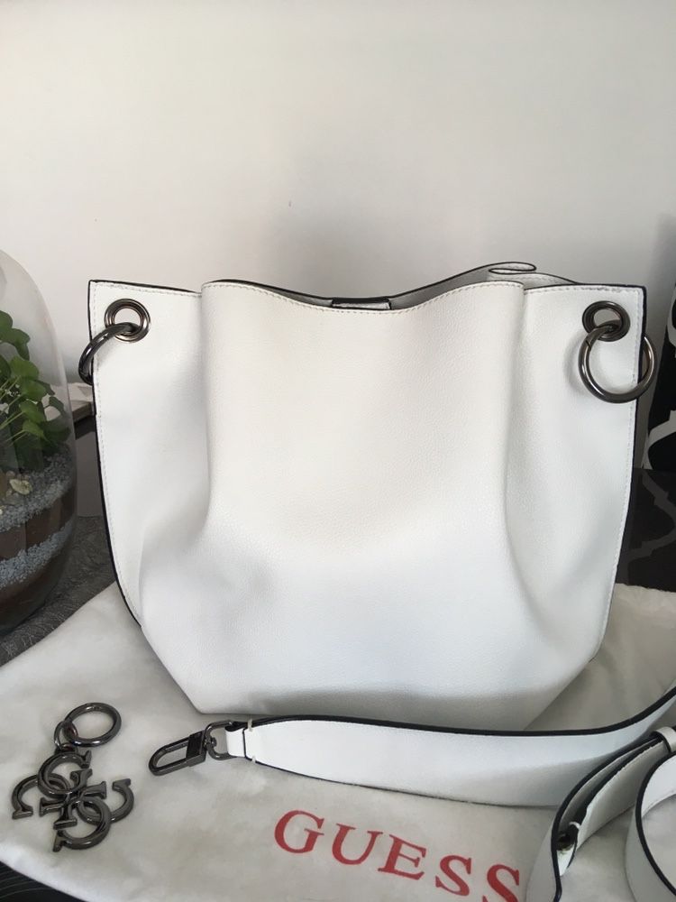 Torebka Hobo Digital Guess
