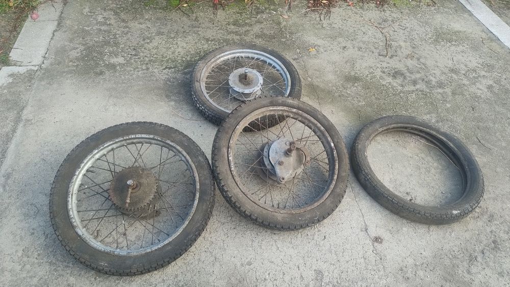 3 koła i 1 opona Stomil od WSK