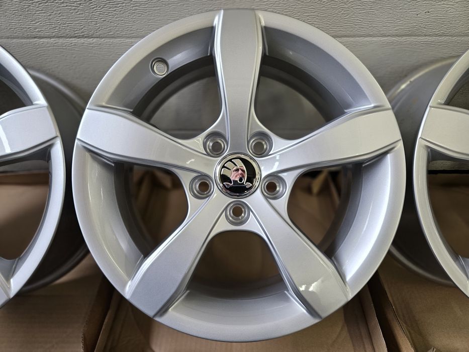 Nowe 15" Skoda 5x100 Felgi Fabia Rapid Scala Praktik Roomster Alufelgi