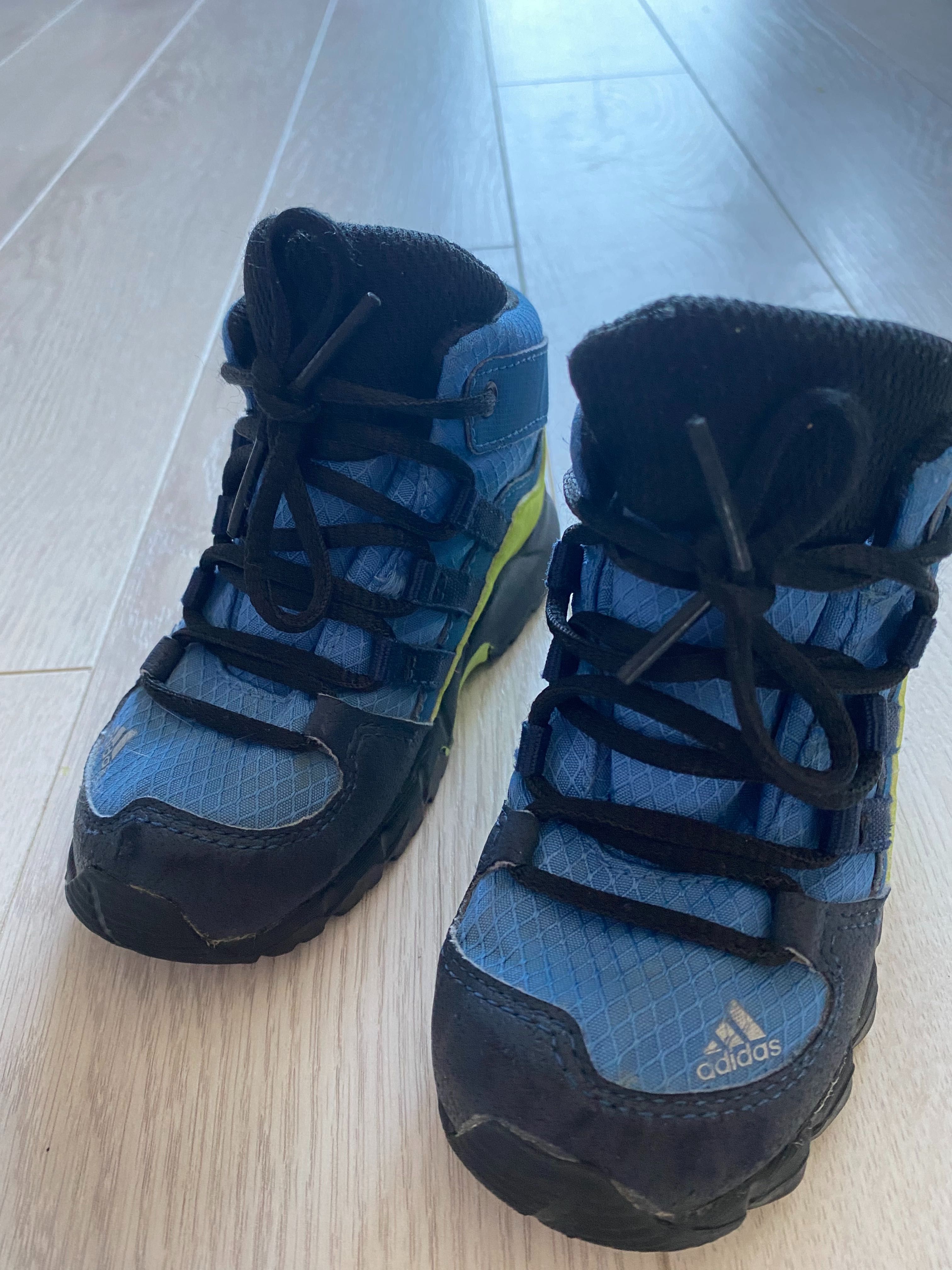 Buty zimowe chłopięce Adidas r.23