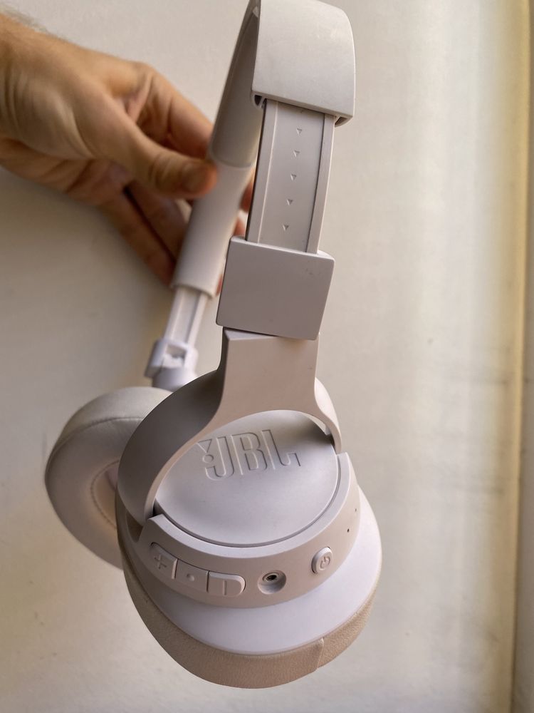 Наушники JBL T710BT (White)