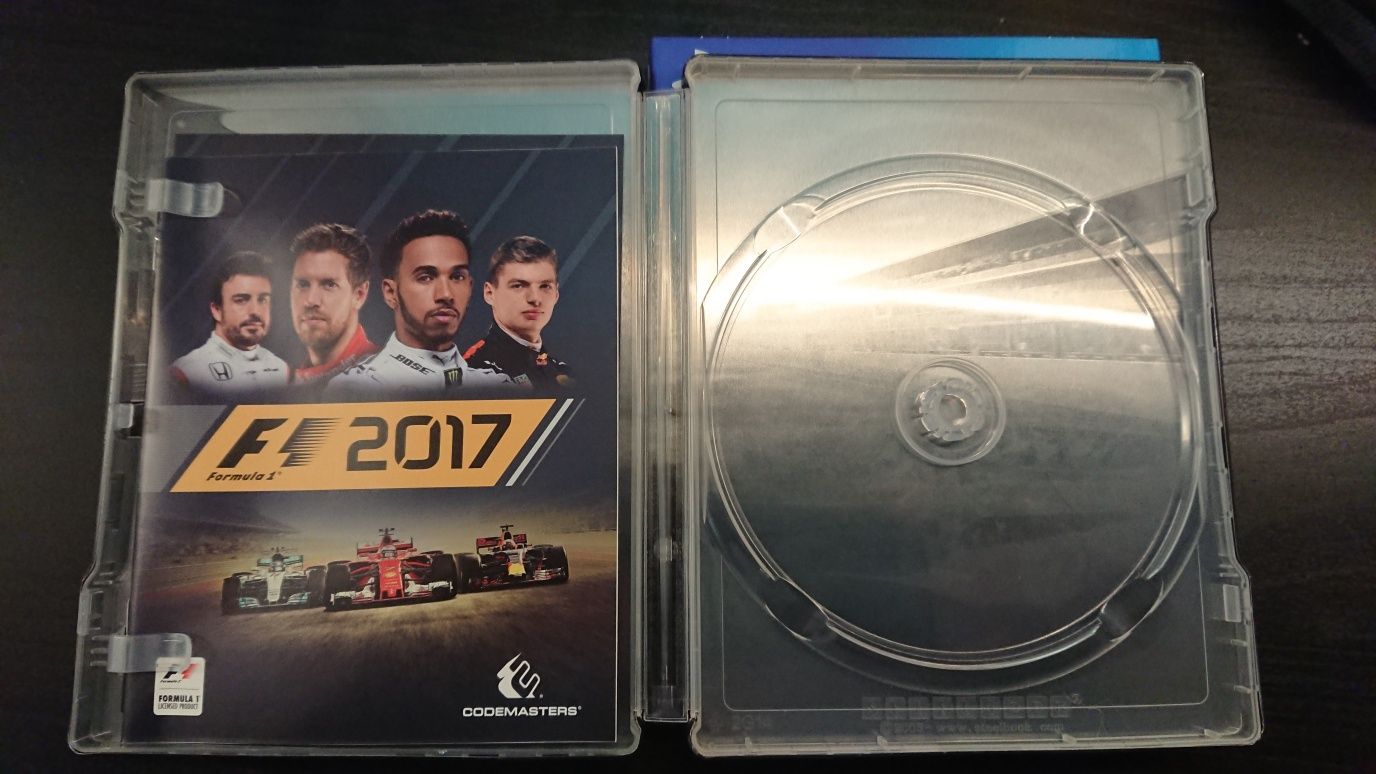 Gra F1 2017 PS4 steelbook