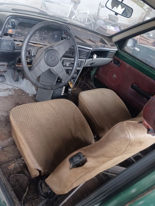 Продам Опель кадет