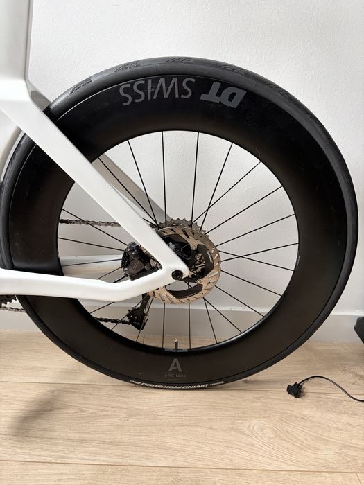 DT Swiss arc dicut 1600 65 + 85 - Nunca Utilizadas!