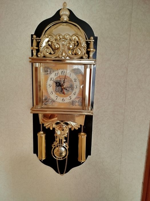 Часы настенные MAXIM производитель Таиланд