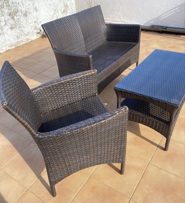 Conjunto sofá mesa exterior