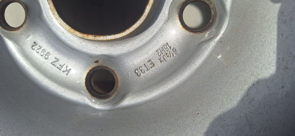 Koła zima 215/65R16 Nokian 5x112 VW