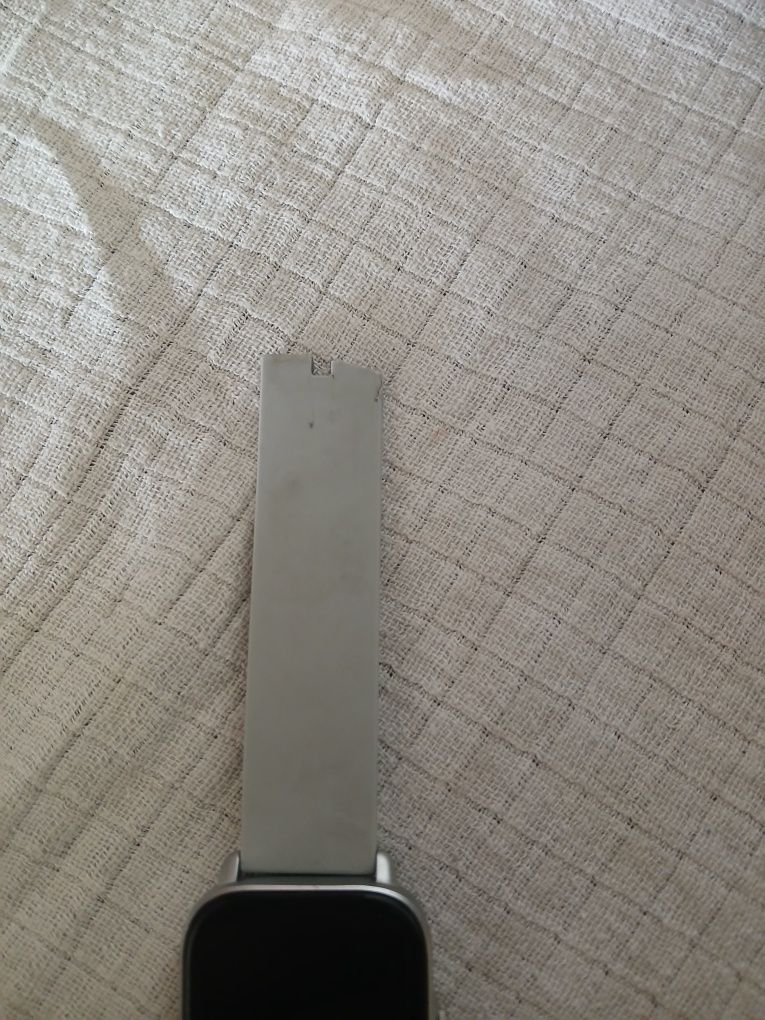 Часи Phone Y20 GTA