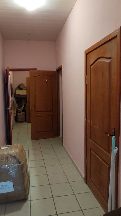 Нежитлове фасадне приміщення. вул Польова,42