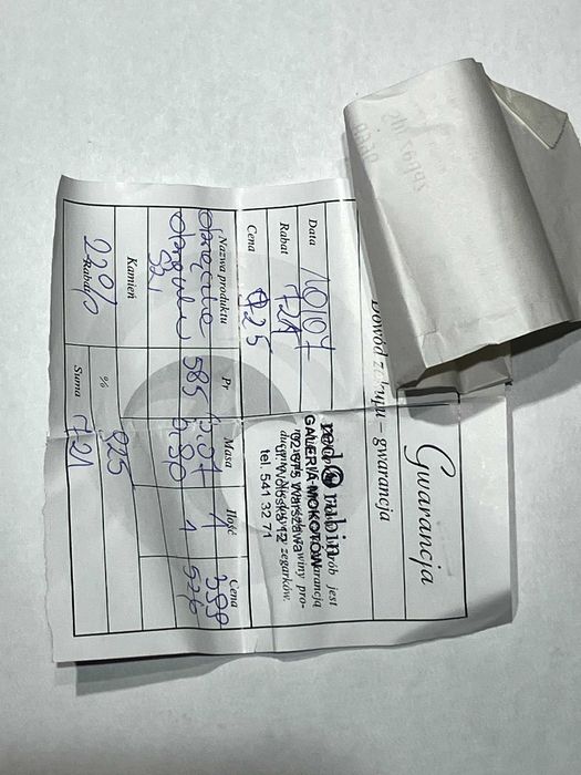 Złote obrączki ślubne z żółtego oraz białego złota próby 585