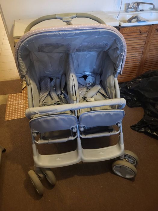 Wózek dla bliźniaków