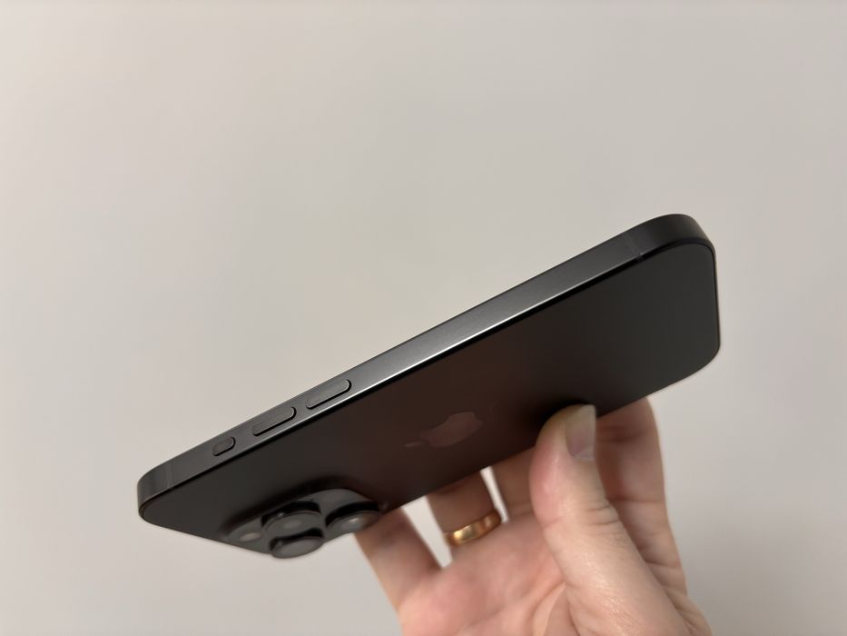 iPhone 15 Pro 256gb Black Titanium