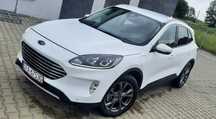 Ford Kuga hybryda plug-in