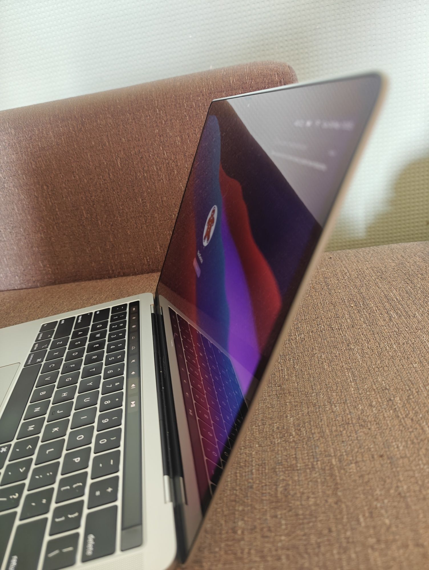 MacBook Pro 13.3 2019 (i5/16/256) A1989 Touchbar
