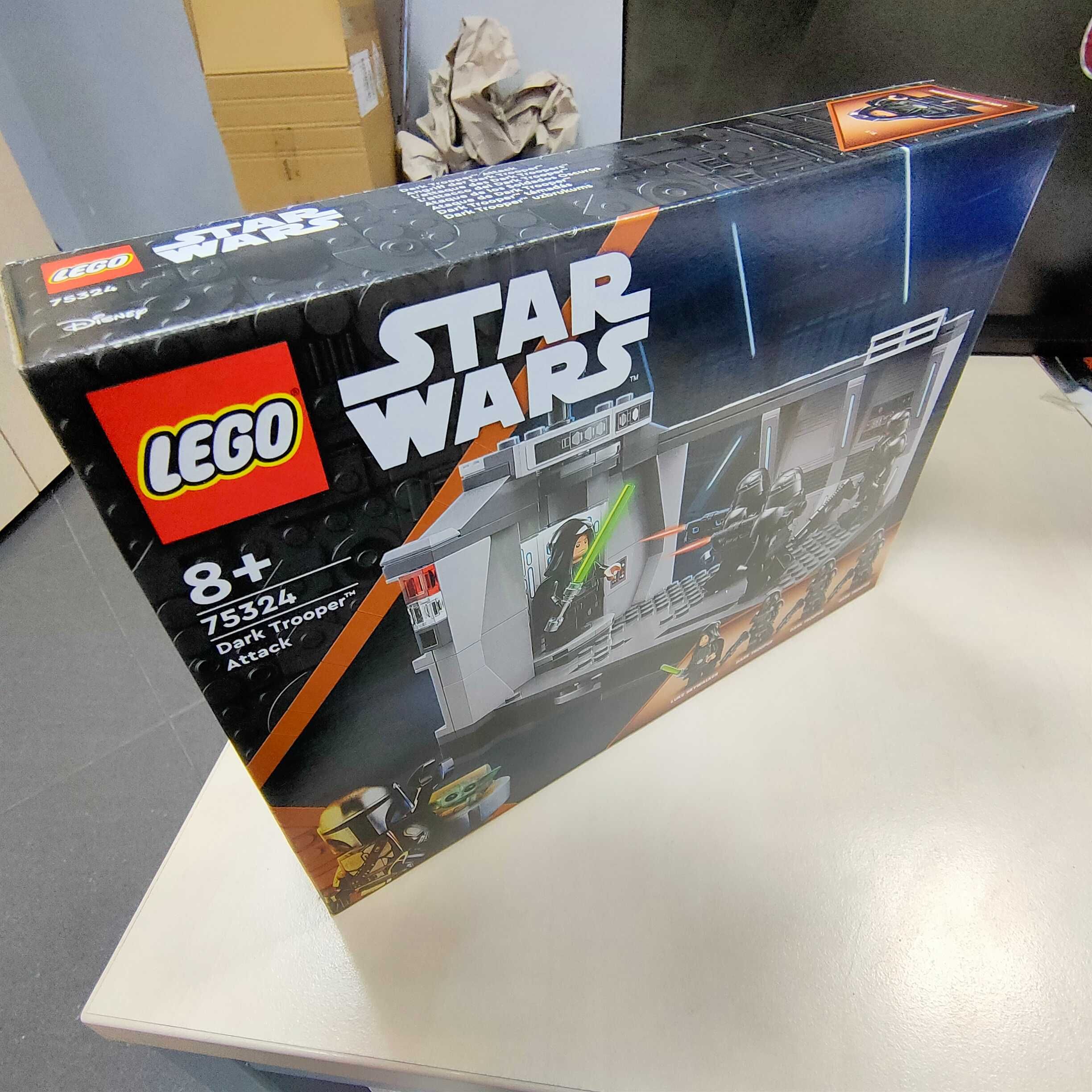 LEGO 75324 Dark Trooper Attack