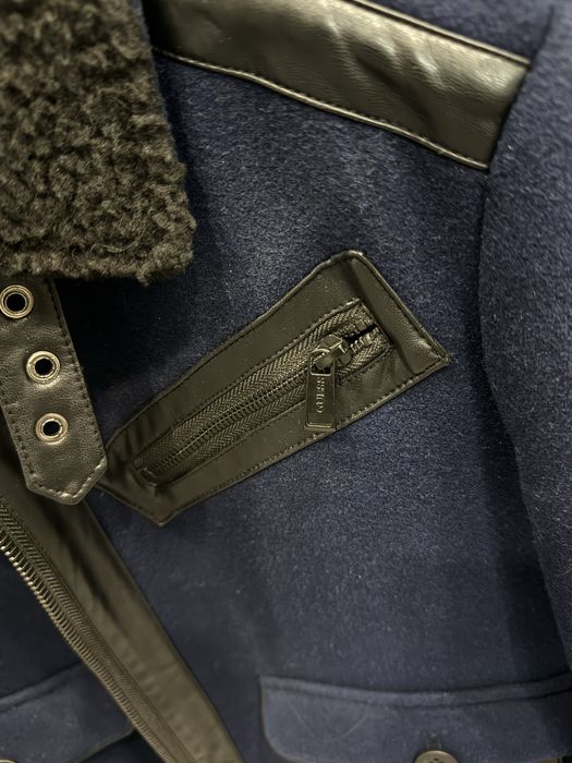 Куртка guess , оригинал