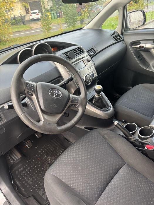 Samochod osobowy Toyota Verso