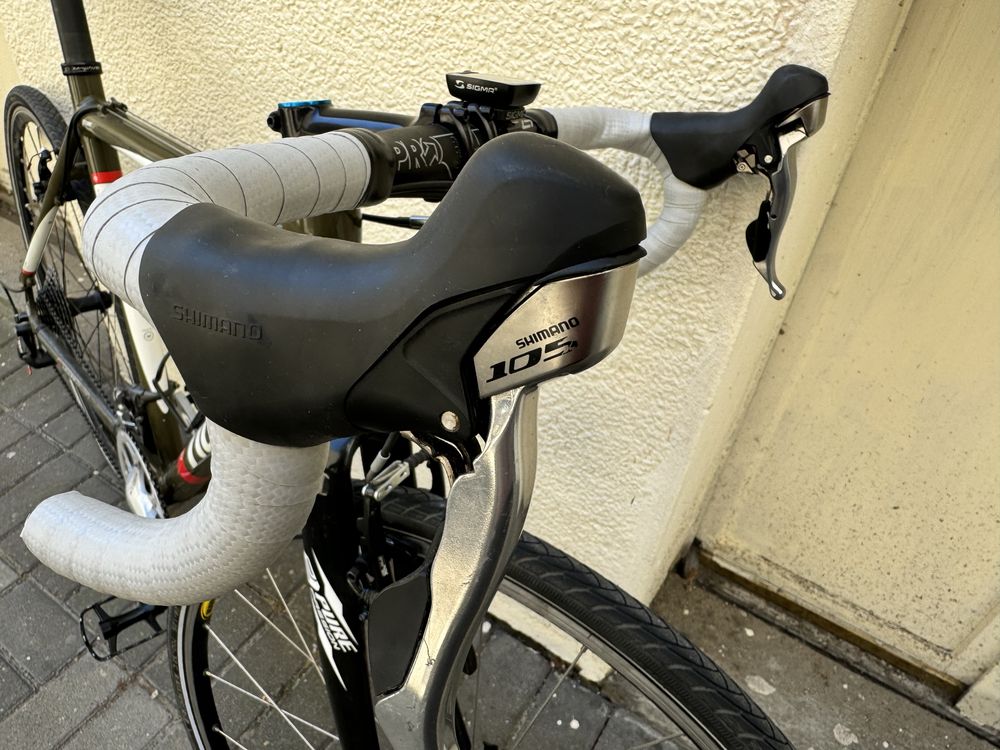 Rower przelajowy gravel Accent CX One rozm M 2x10 105 porządny osprzęt