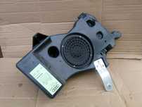 Audi A3 8P Sportback Subwoofer tuba głośnik 8P4035382B