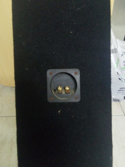 colunas jbsystems 150w e amplificador Cambridge audio 345w a funcionar