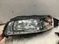 VOLVO S60 II V70 III 04- REFLEKTOR PRAWY LEWY LAMPA LEWA XENON
