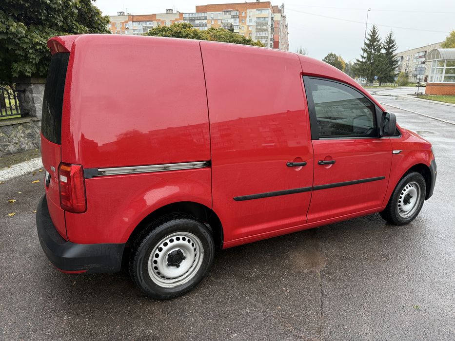 Продам Volkswagen Caddy 2015 (1.6 TDI)